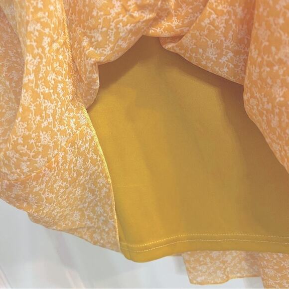 Entro Yellow Floral Cinched Top Babydoll Mini Dress- Size M - Picture 7 of 9
